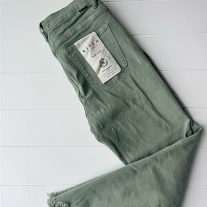 Risen Women's Green Jeans